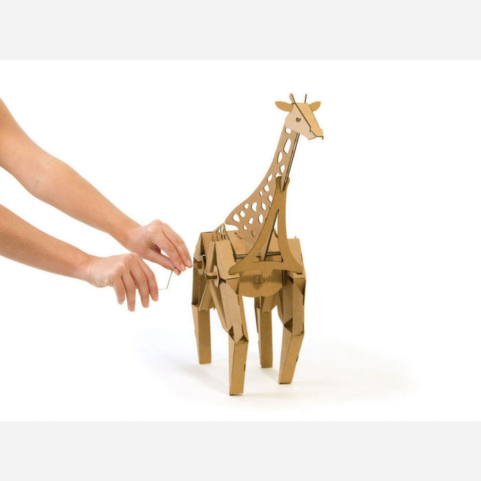 Geno the Giraffe - Kinetic Creatures