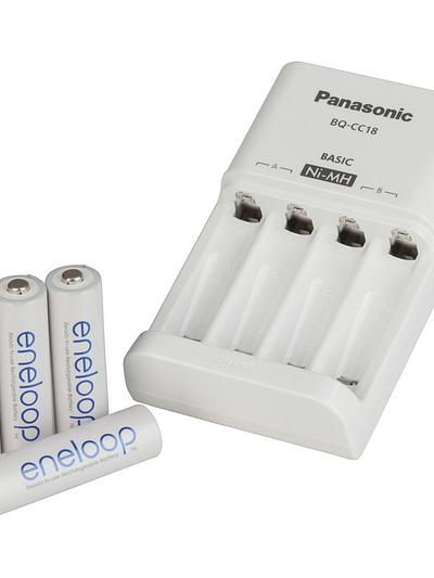 Panasonic Ni-MH Battery Charger with 4 Eneloop Batteries